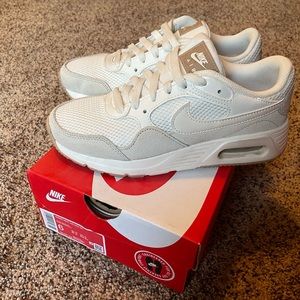 Women’s Nike Air max SC